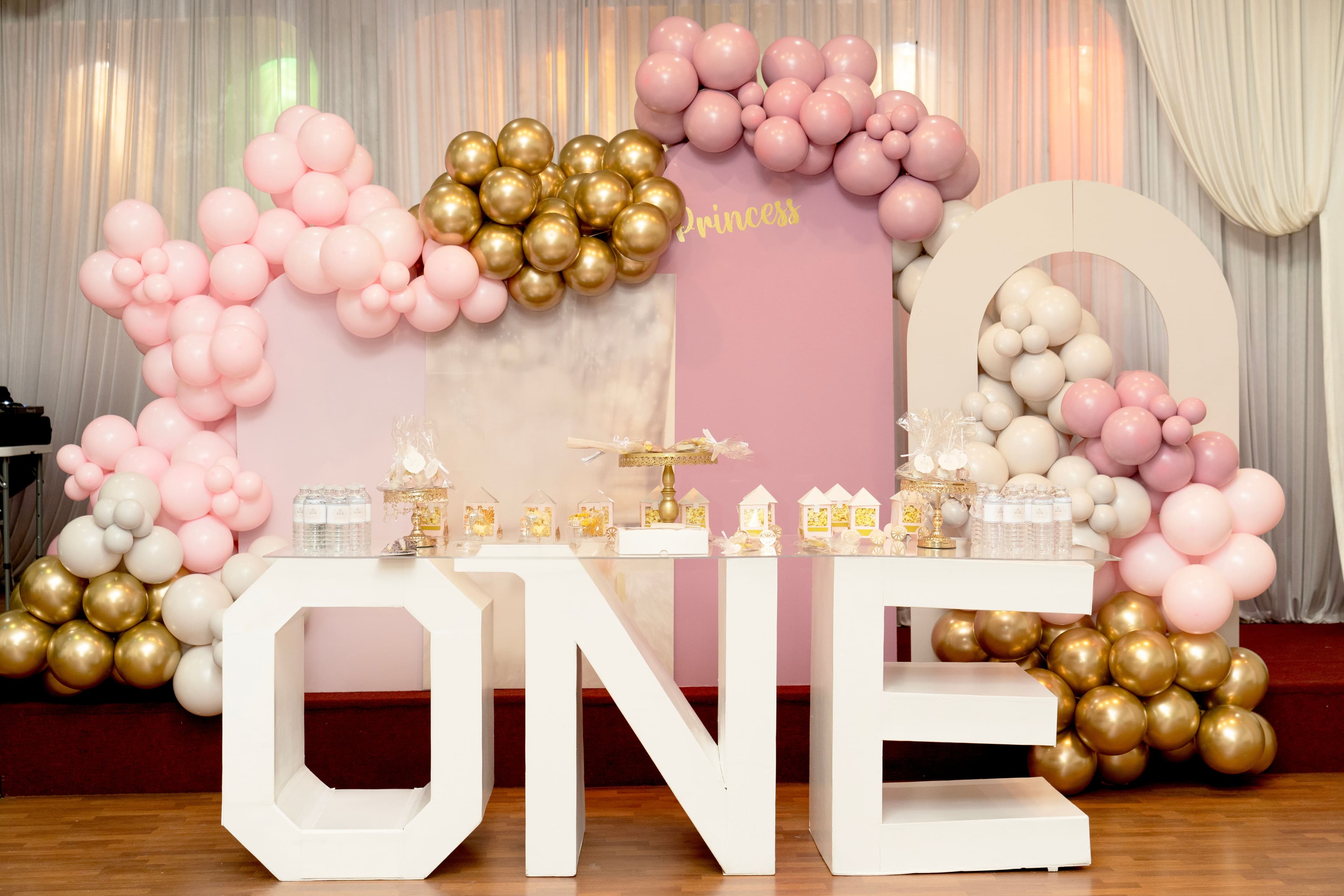 Bespoke themed  ballons